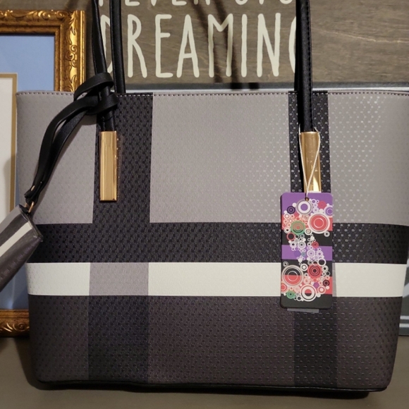 NWT 3 purse set - Picture 4 of 5